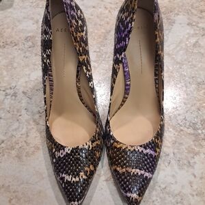 Aerin Fira almond toe pump cast in genuine snakeskin Sz 9 EUC
